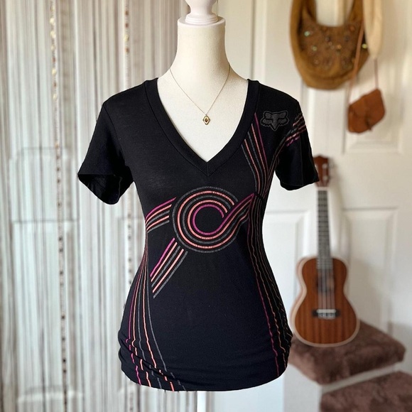 fox racing graphic geometric v-neck geometric top - Picture 1 of 5